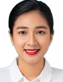 Compliant passport photo example